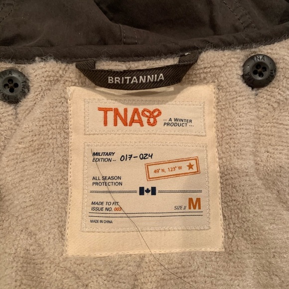 Aritzia/Tna - Military Green Parka - Picture 6 of 8